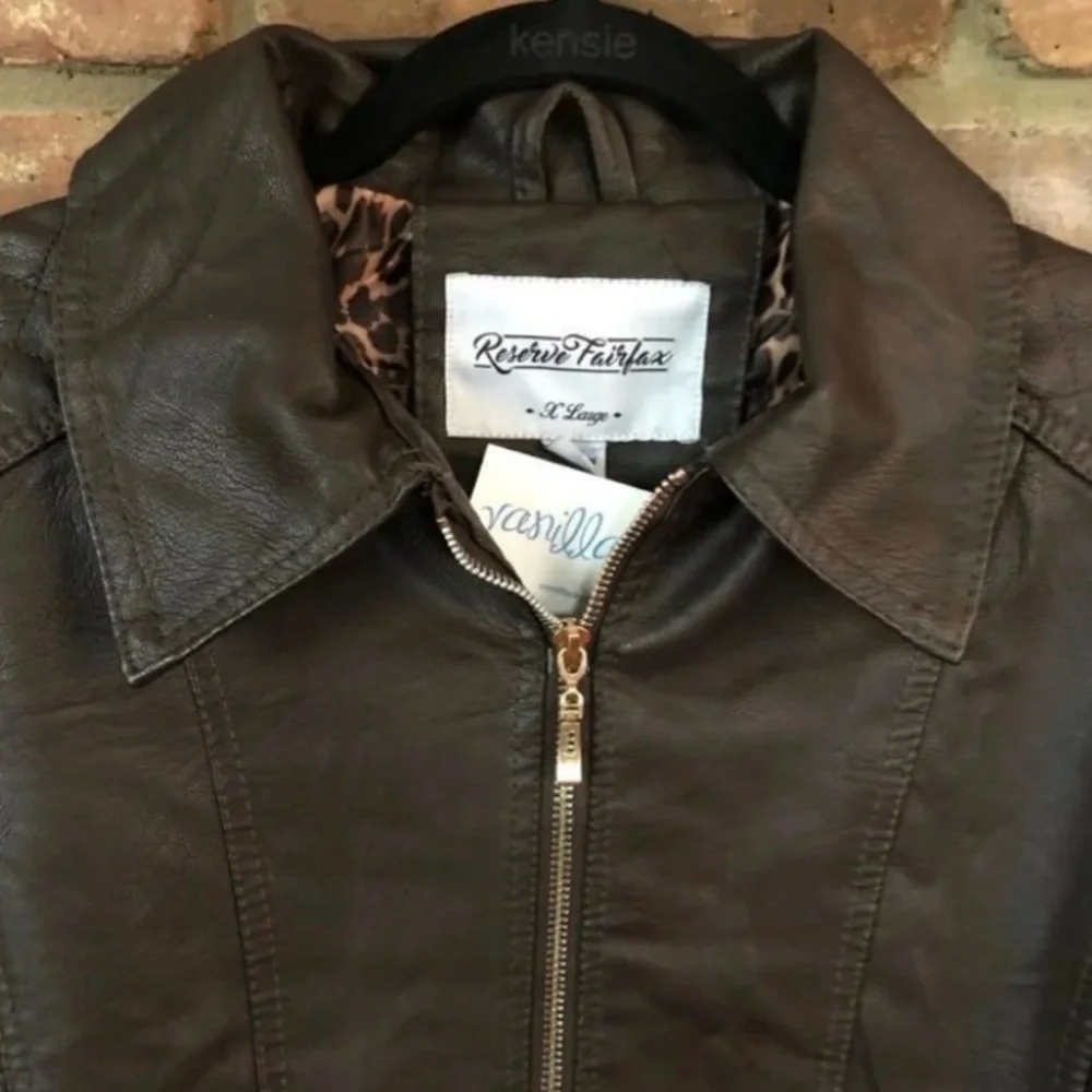 Jacket - Picture 2 of 5